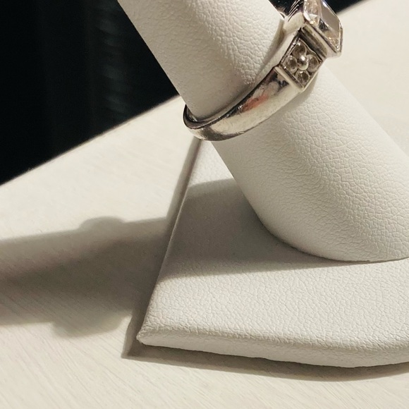 CZ ring size 7 Sterling 925 - Picture 5 of 5